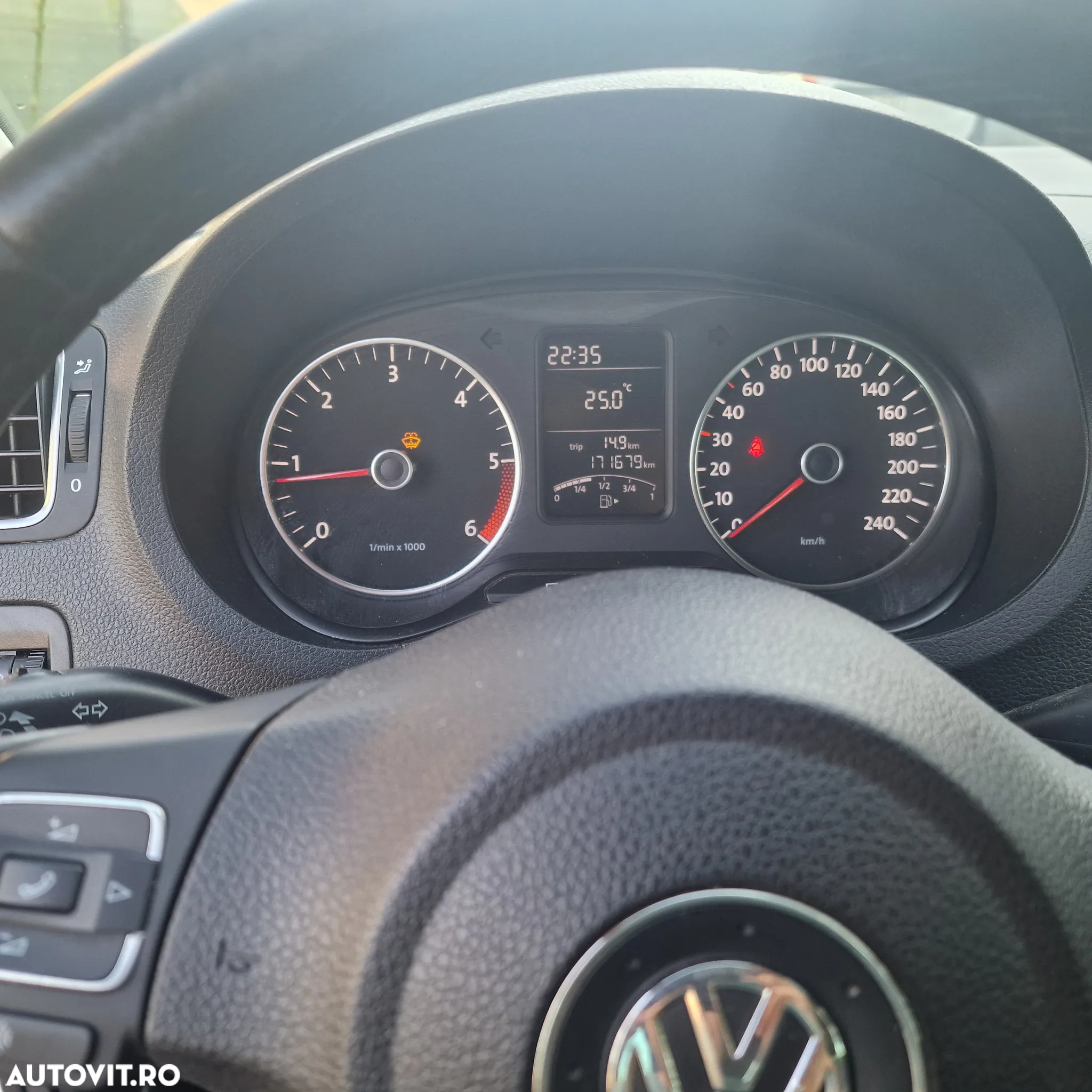 Volkswagen Polo - 3