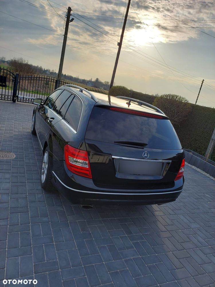 Mercedes-Benz Klasa C 200 CGI Automatik BlueEFFICIENCY Avantgarde - 9
