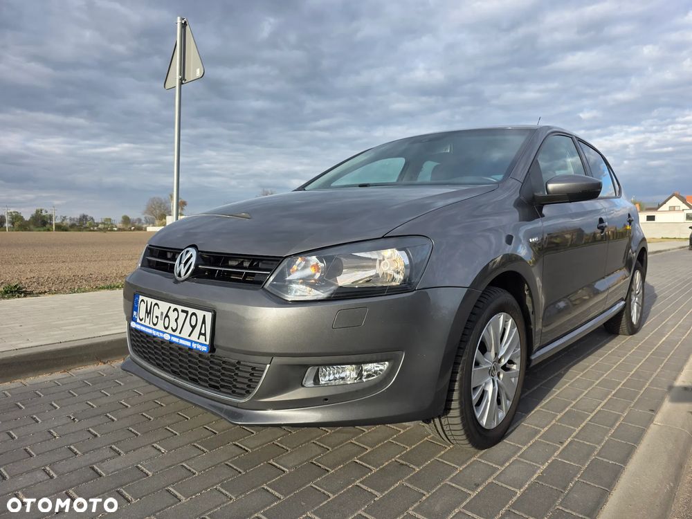 Volkswagen Polo 1.2 TSI Life - 2