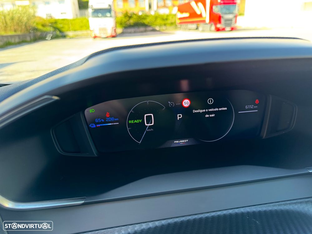 Peugeot e-208 50 kWh Allure - 18