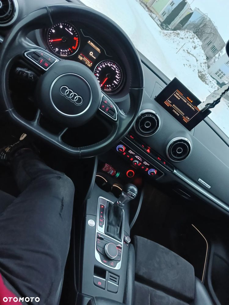 Audi A3 Sportback 2.0 TDI Quattro Ambiente S tronic - 9