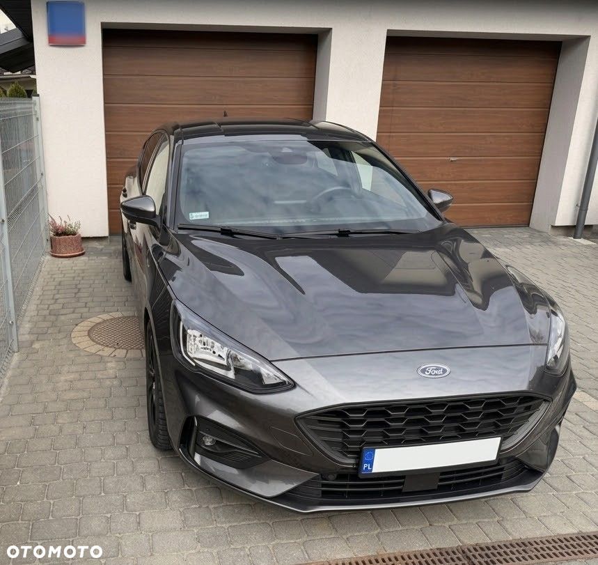 Ford Focus 1.5 EcoBoost ST-Line - 1