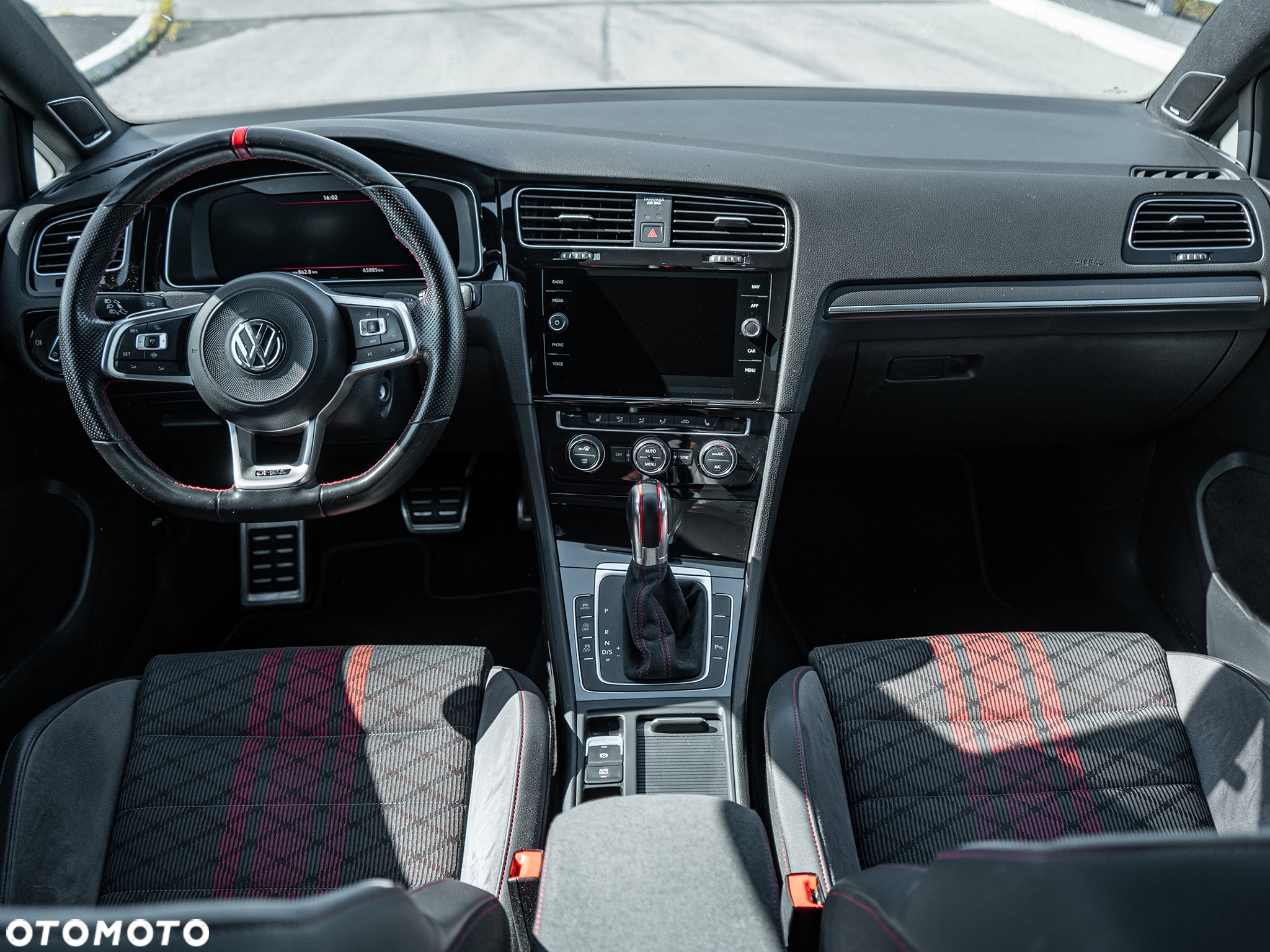 Volkswagen Golf VII 2.0 TSI GTI TCR DSG - 10