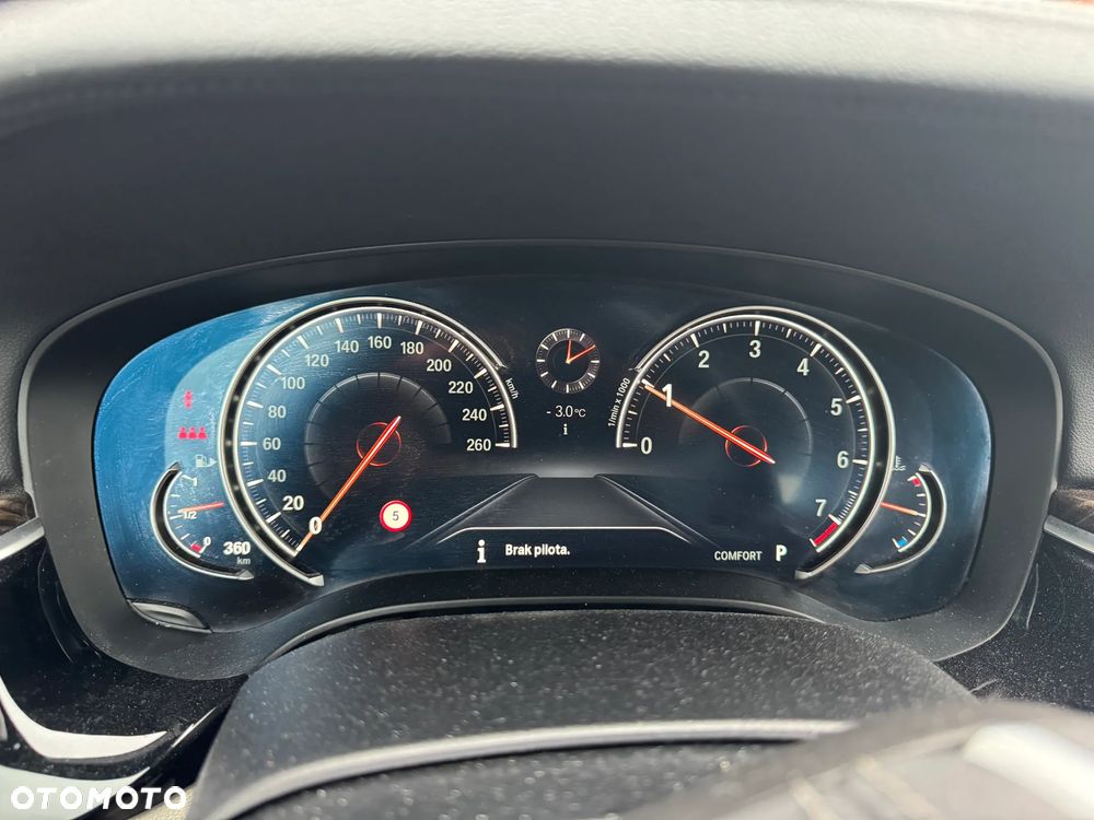 BMW Seria 5 540i GPF xDrive Luxury Line - 14