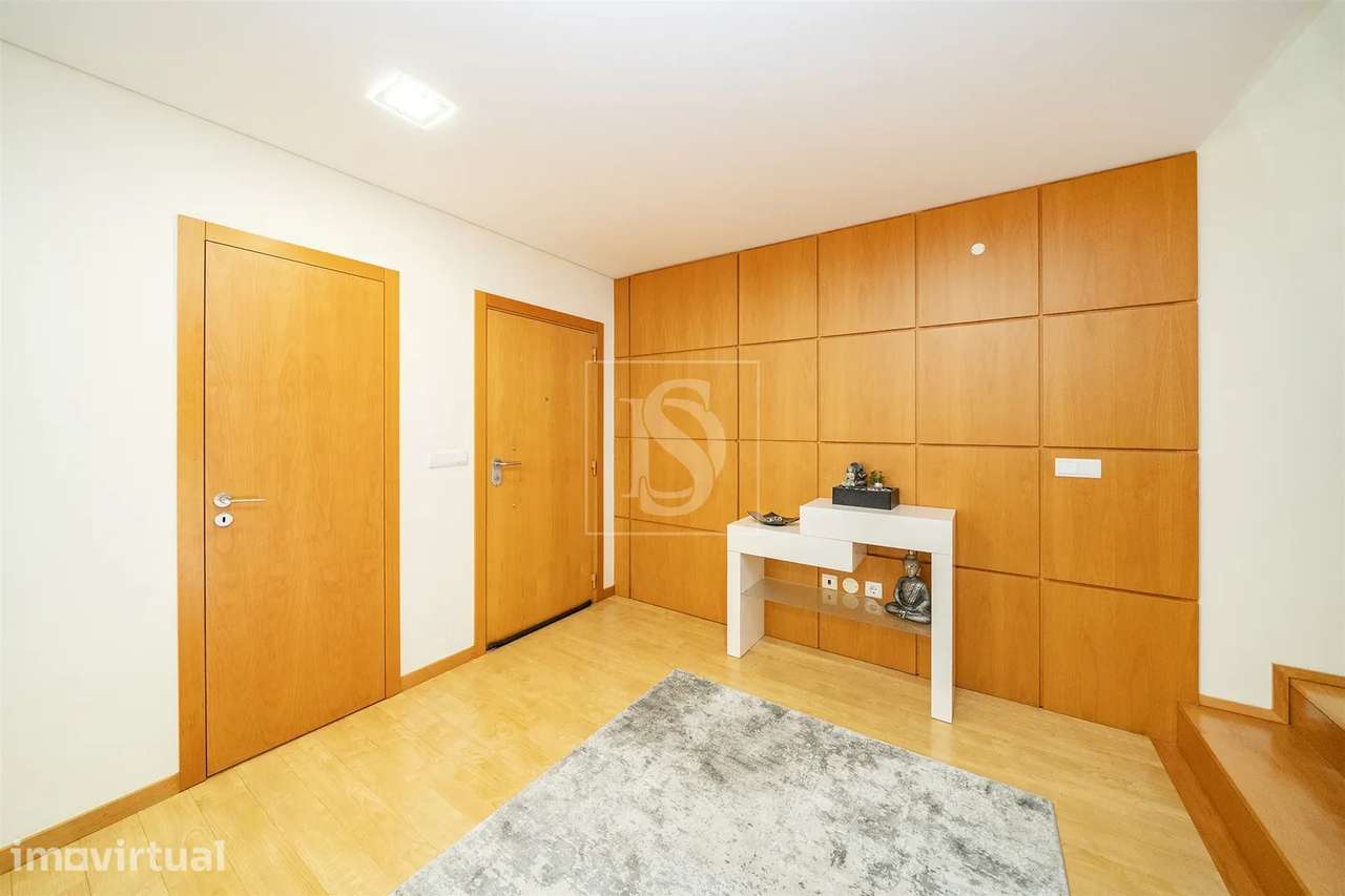 Moradia T4 com 2 Suites em Gamil – Barcelos - Grande imagem: 4/44