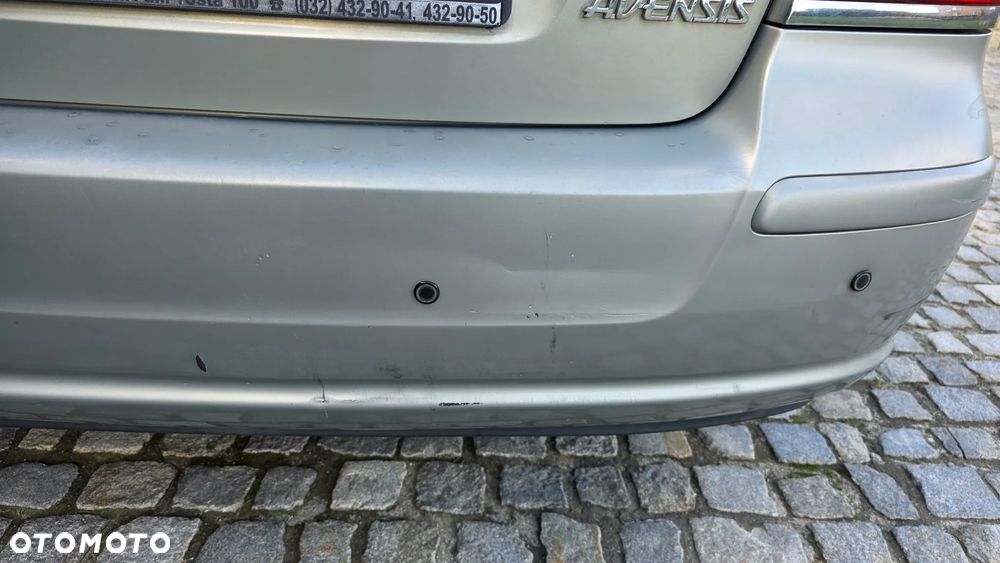 Toyota Avensis 1.8 VVT-i Sol - 9