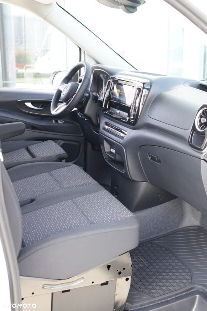 Mercedes-Benz Vito DEMO - 16