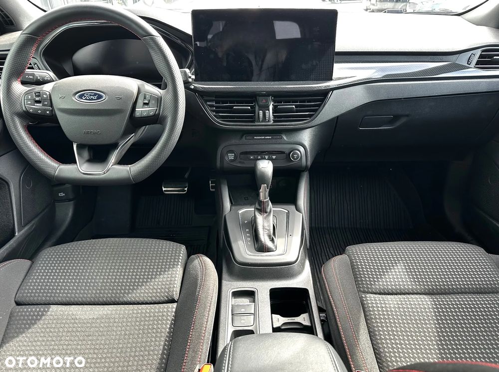 Ford Focus 1.0 EcoBoost mHEV ST-Line X - 14