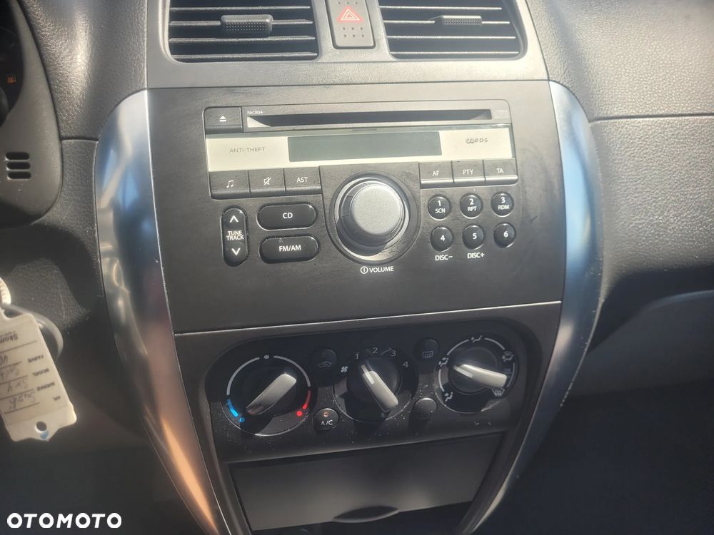 Suzuki SX4 1.9 DDiS DPF 4x2 Comfort - 19