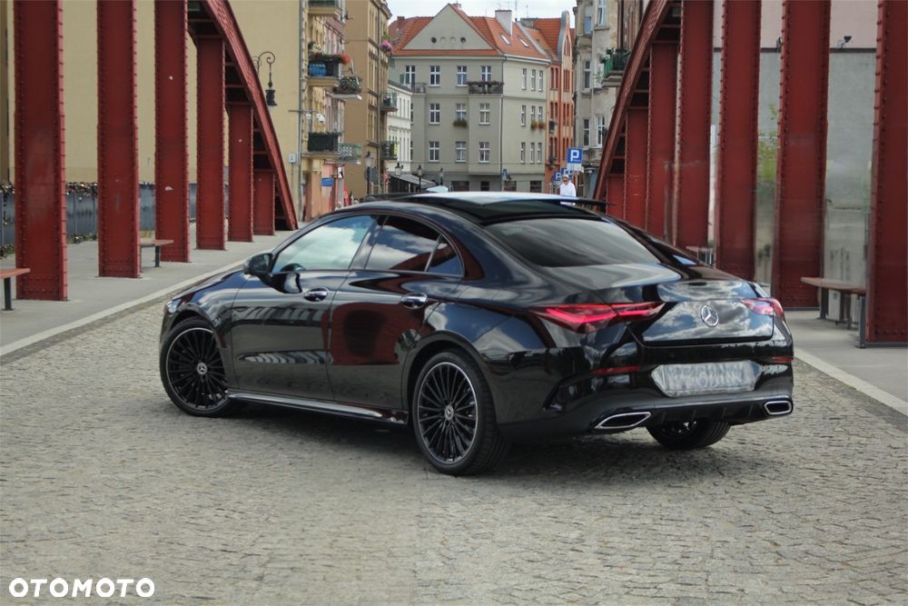 Mercedes-Benz CLA - 2