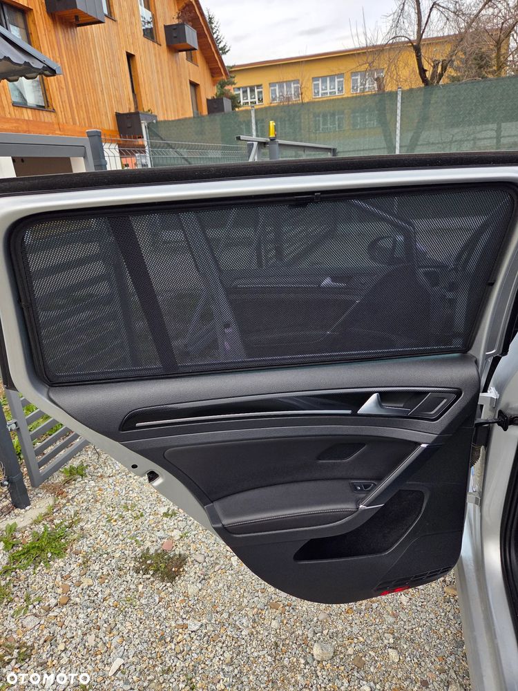 Volkswagen Golf 2.0 TDI (BlueMotion Technology) Highline - 22