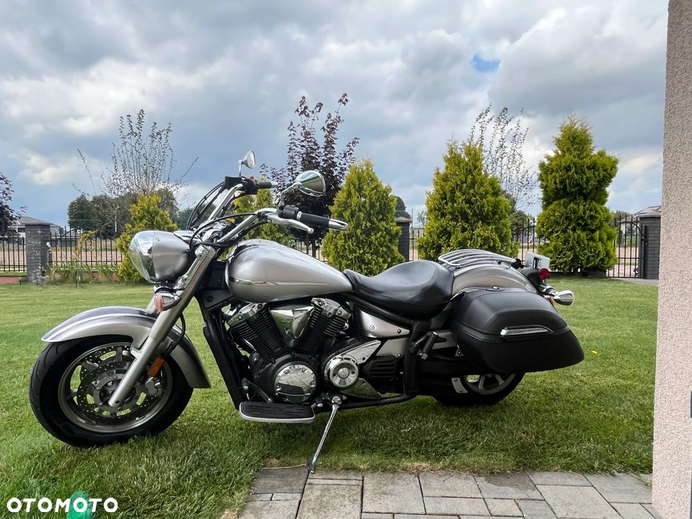 Yamaha XVS - 6