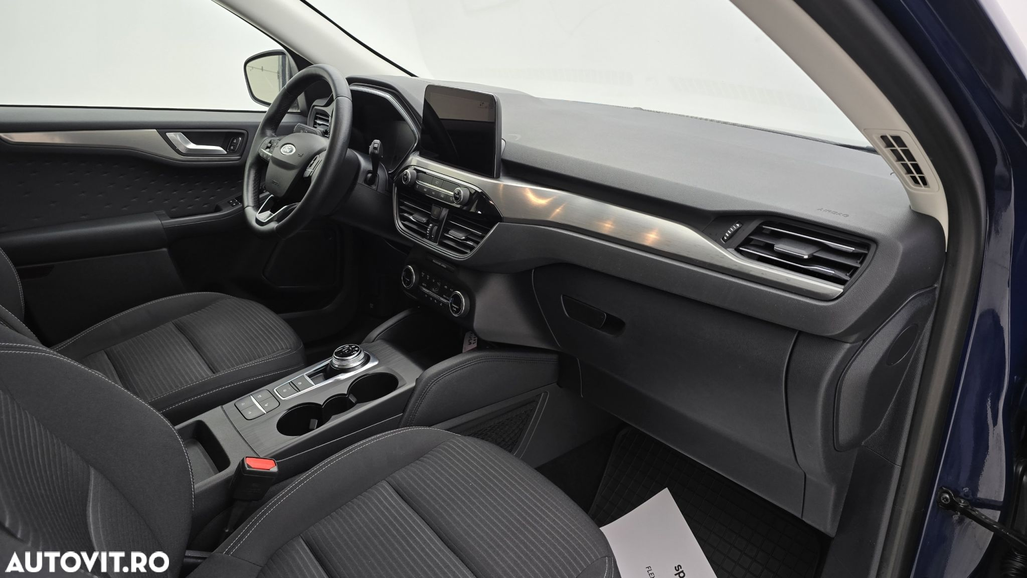 Ford Kuga - 20