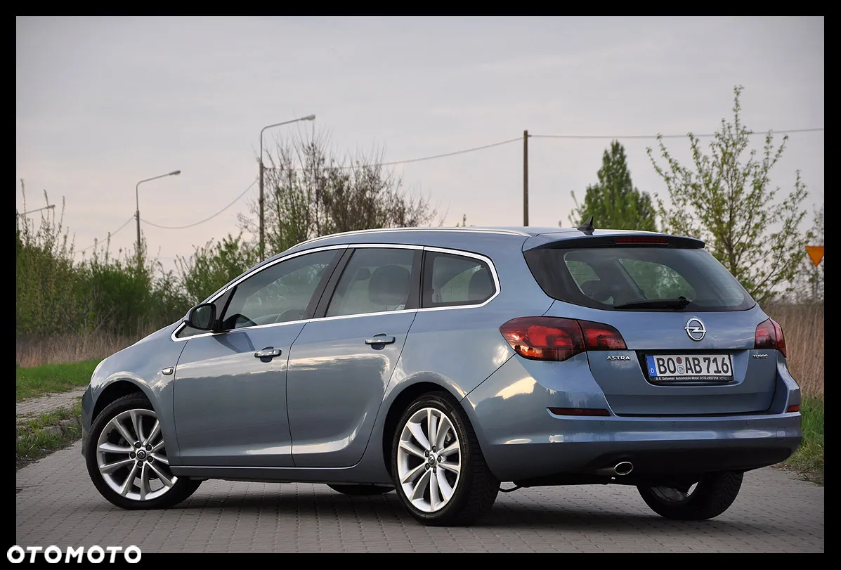 Opel Astra 1.4 Turbo Innovation - 4