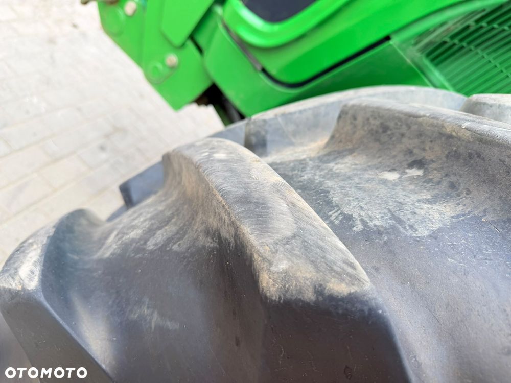 John Deere 8220 - 30