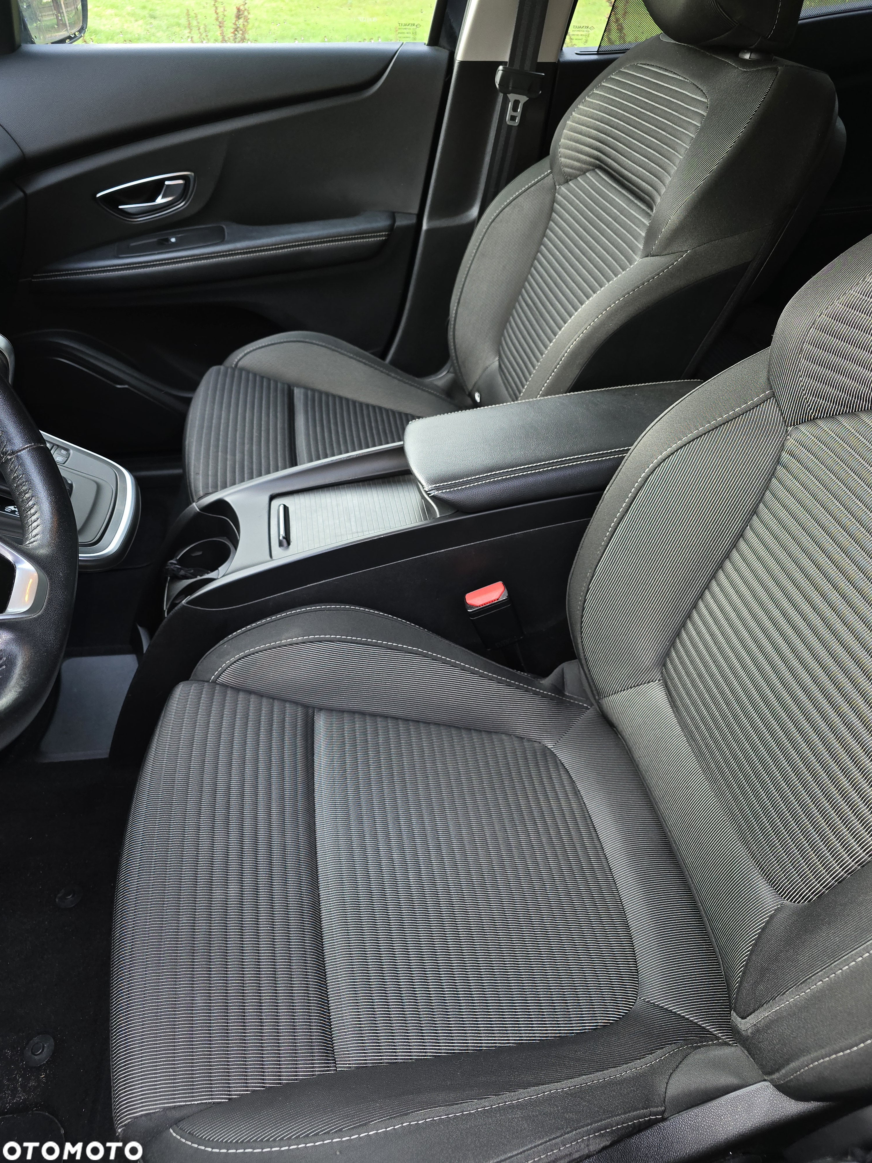 Renault Scenic ENERGY dCi 110 EDC Business - 10