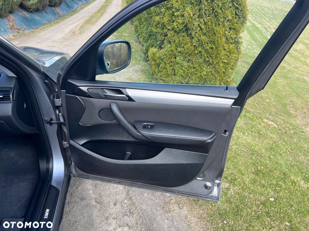 BMW X3 xDrive20d - 27