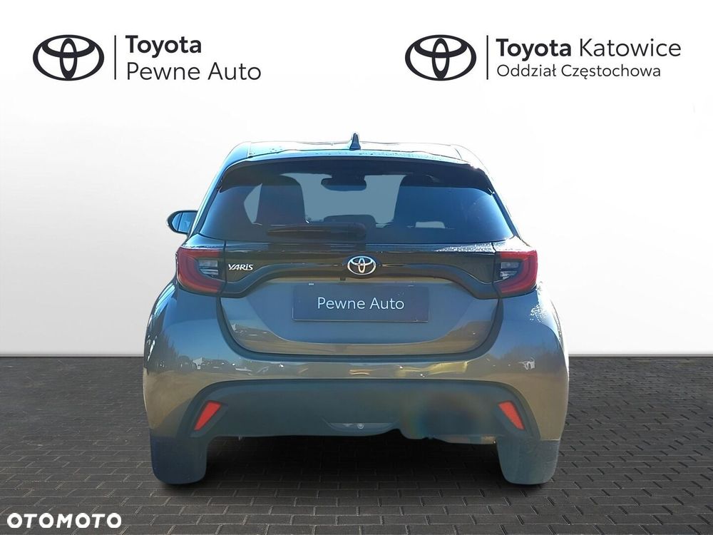 Toyota Yaris - 4
