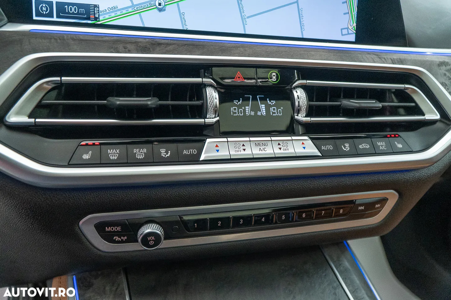 BMW X5 xDrive40i - 12