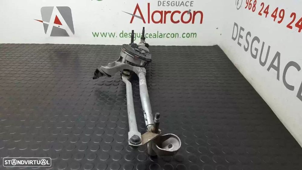 MOTOR LIMPA-VIDROS FRONTAL MERCEDES-BENZ CLASSE C T-MODEL 2008 -A2048201040 - 2