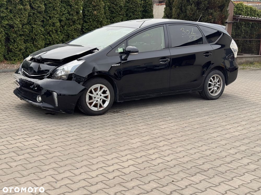 Toyota Prius+ (Hybrid) - 11