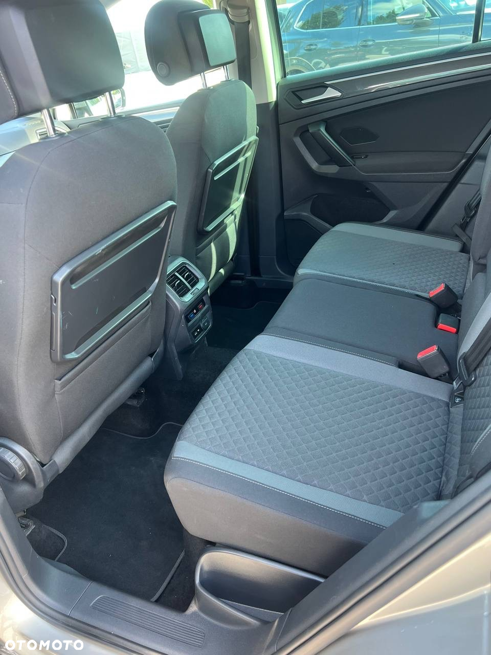 Volkswagen Tiguan 2.0 TDI SCR 4Mot R-Line DSG - 10