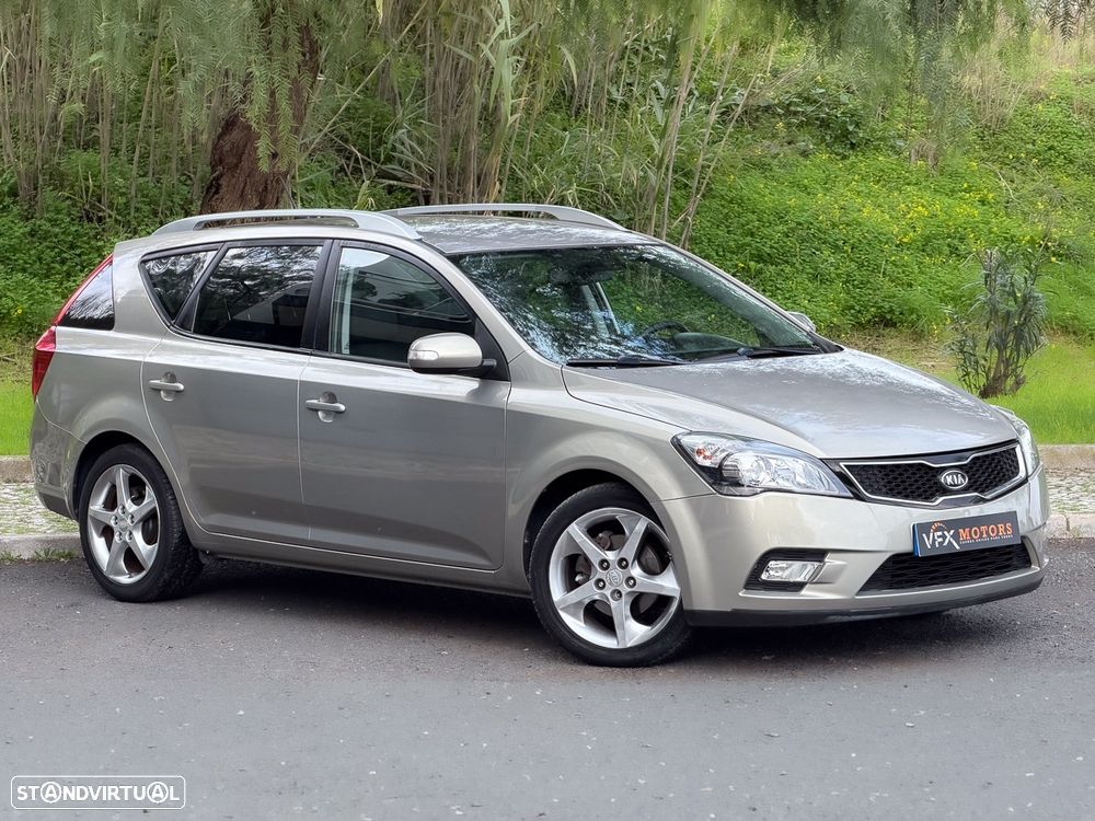 Kia Ceed SW 1.6 CRDi EX ISG - 5