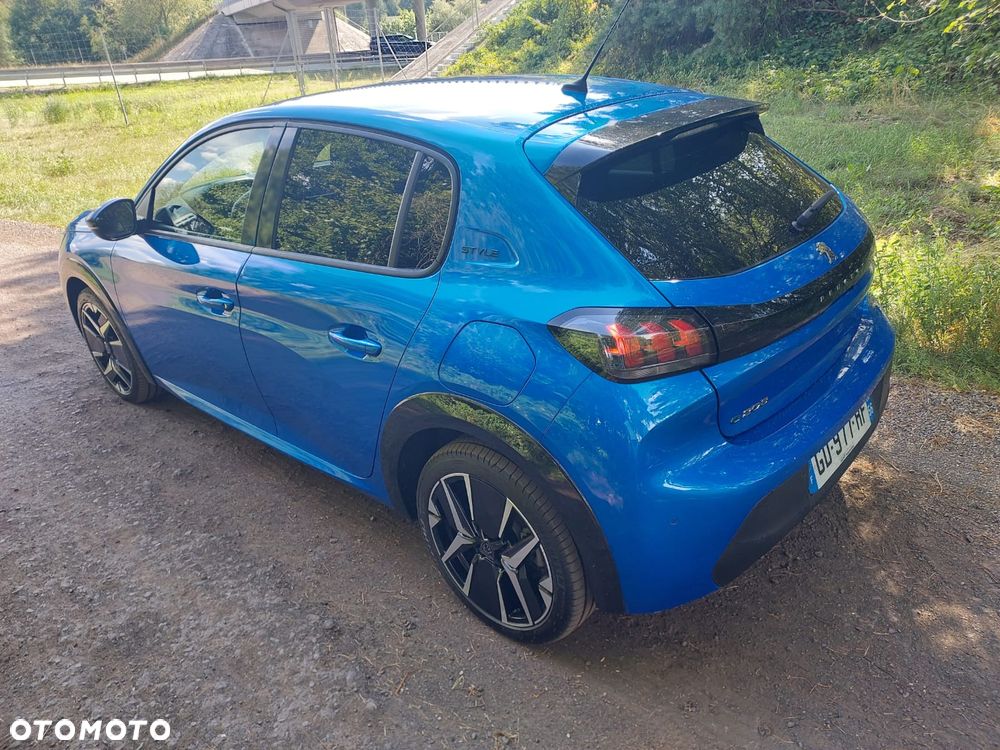 Peugeot 208 Elektromotor 136 E-Style - 1