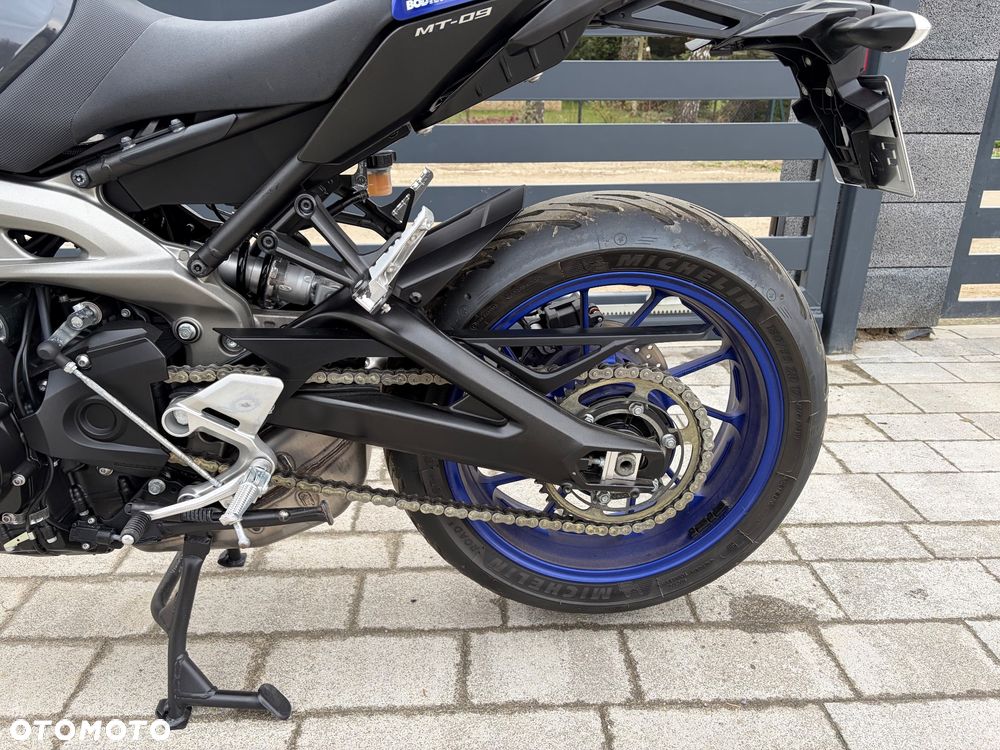Yamaha MT - 17