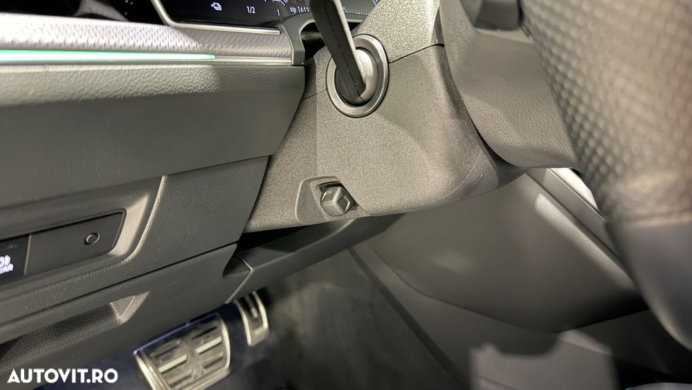 Volkswagen Touareg V6 TSI eHybrid PHEV R - 38