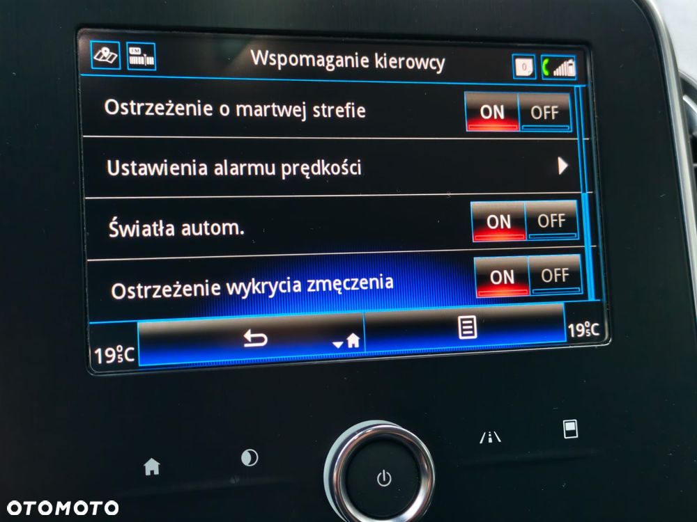 Renault Scenic - 17