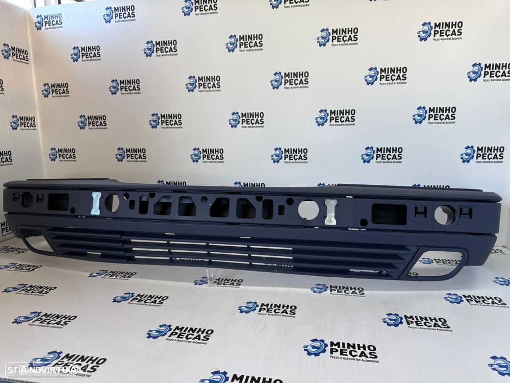 Parachoques frontal Mercedes Class E (W210) de (1995 a 2000) - 2