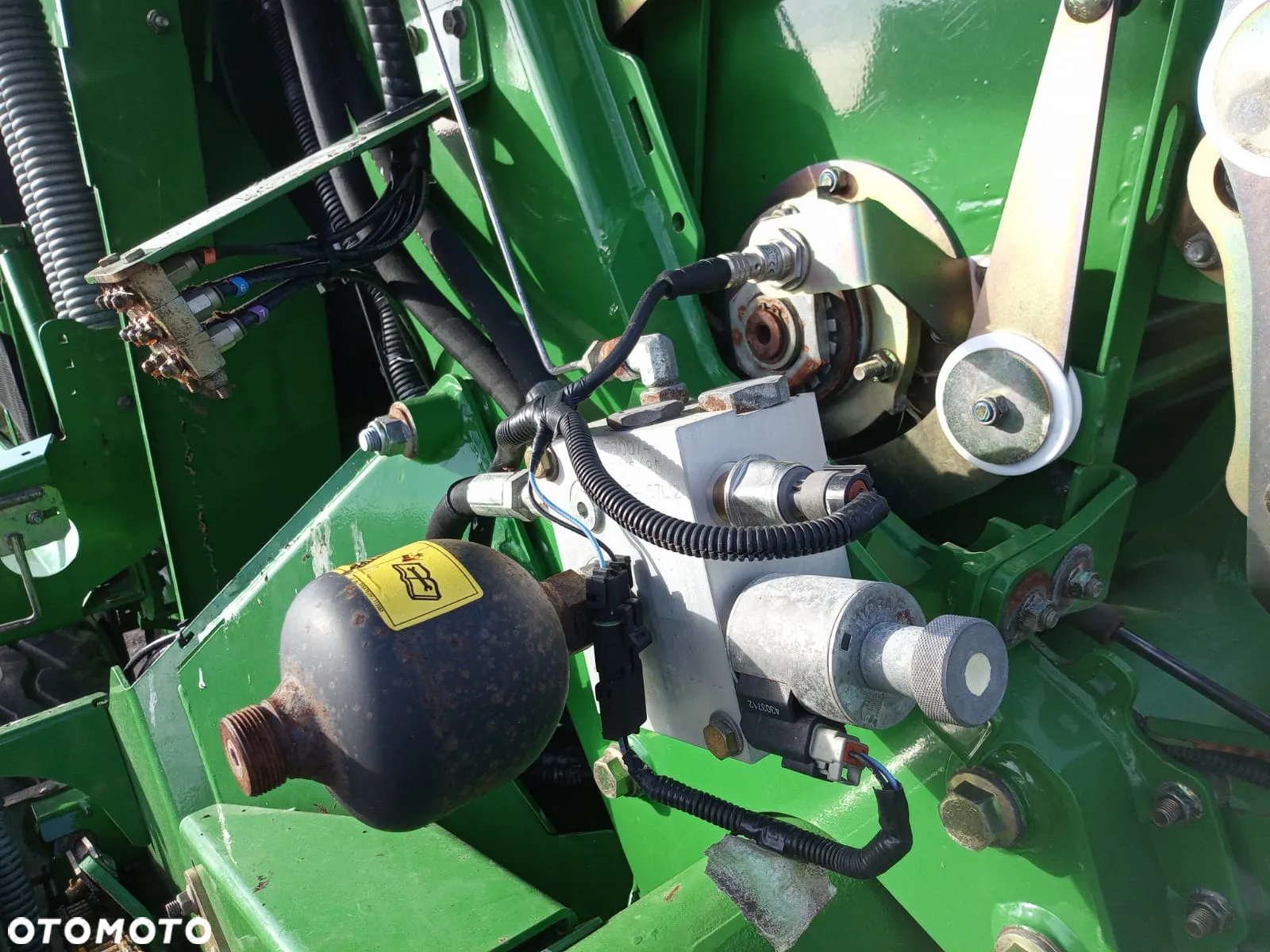 John Deere 990 prasa zwijająca / rolująca - 17