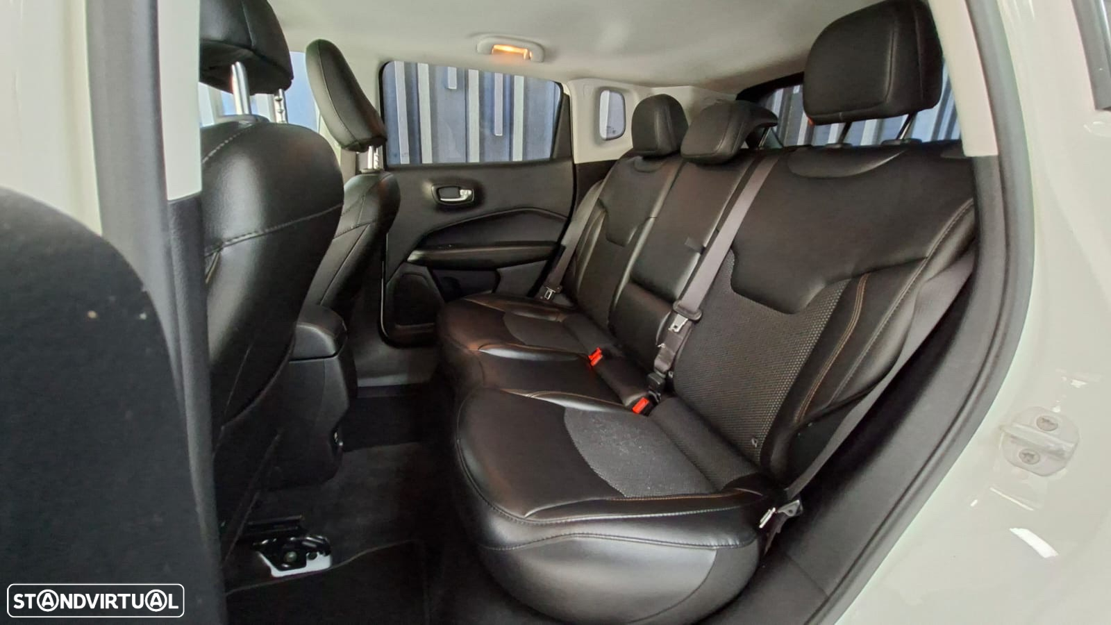 Jeep Compass 1.6 M-Jet Limited - 19