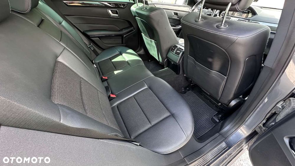 Mercedes-Benz Klasa E - 19