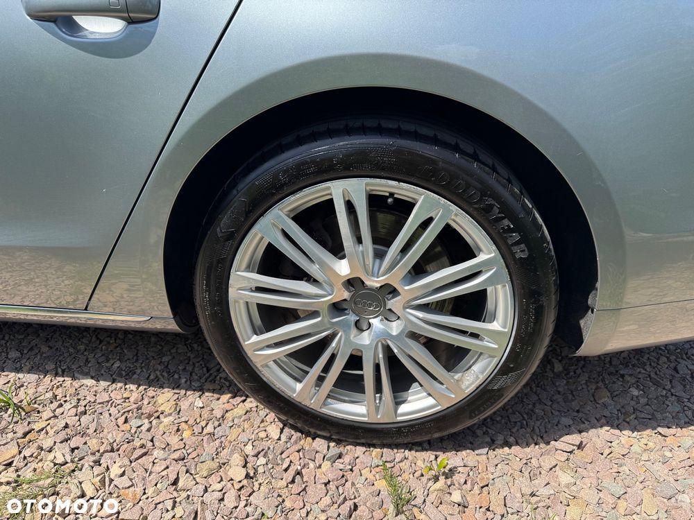 Audi A8 4.2 TDI Quattro - 33