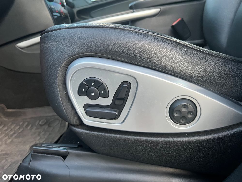 Mercedes-Benz GL 350 BlueTEC 4-Matic - 16