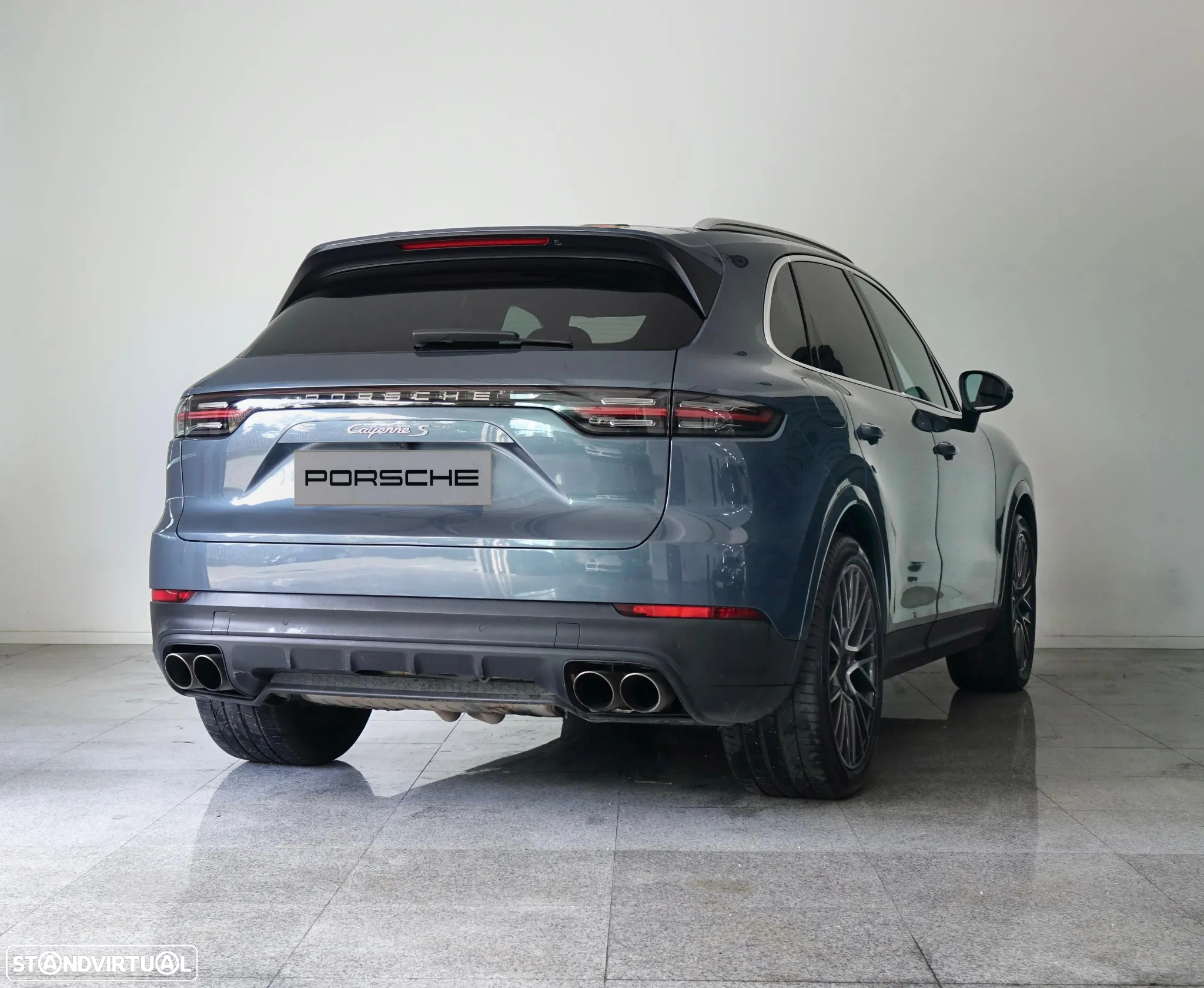 Porsche Cayenne S - 4