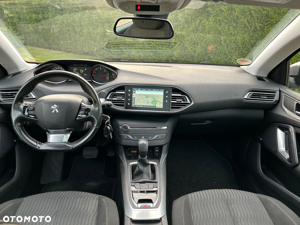 Peugeot 308 BlueHDi 150 Automatik Stop & Start Allure - 9