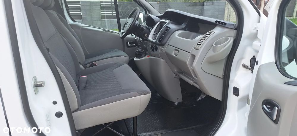 Opel Vivaro - 7