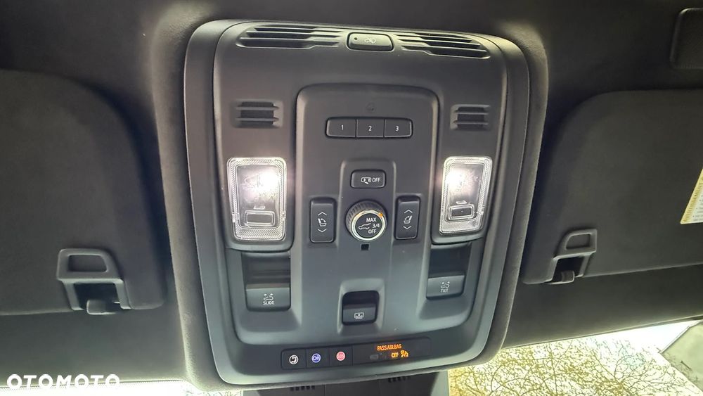 Cadillac Escalade ESV 6.2 V8 AWD AT Platinum - 26