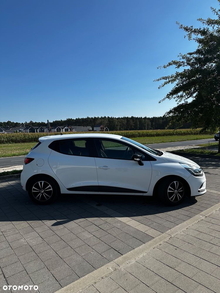 Renault Clio 2018 photo 2