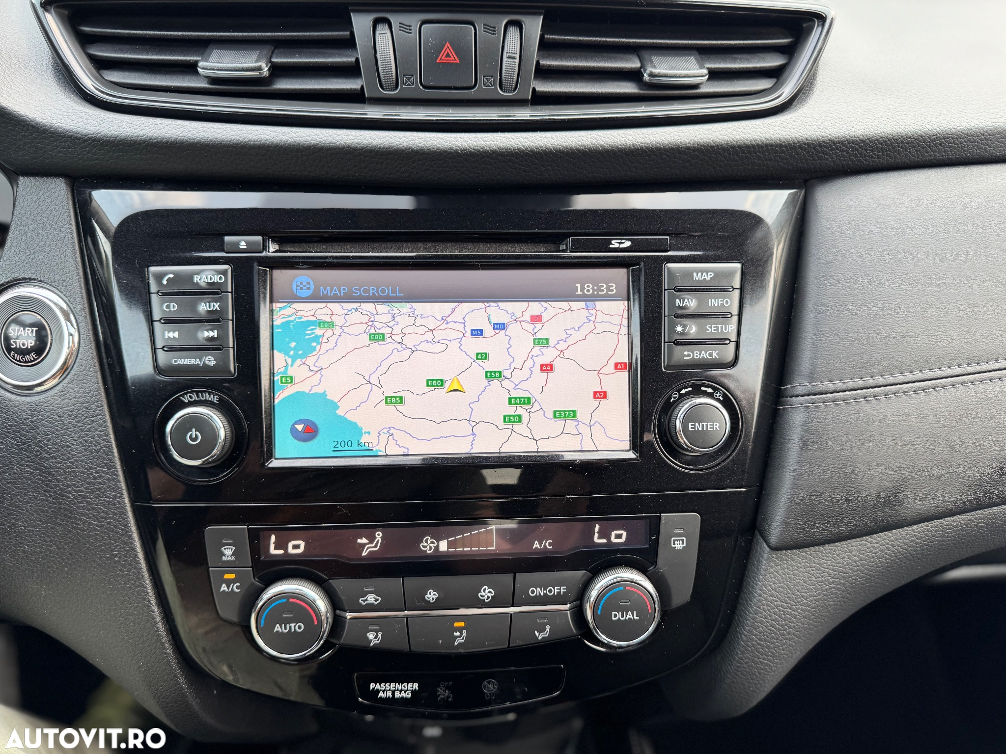 Nissan X-Trail 2.0 dCi ALL-MODE 4x4i Xtronic Tekna - 33
