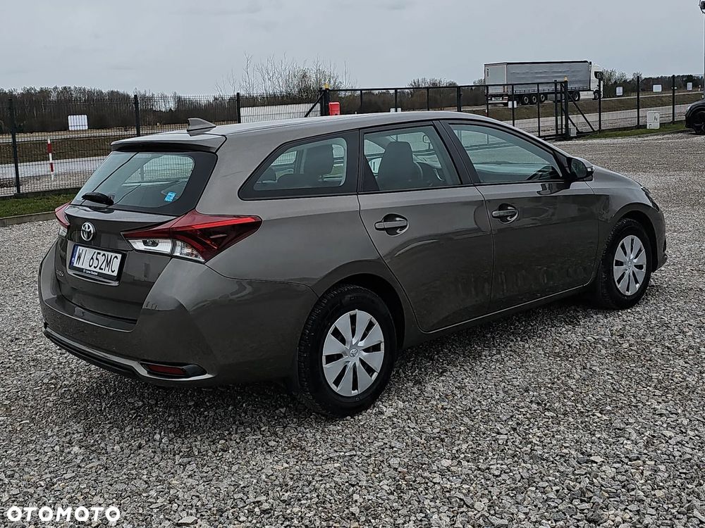 Toyota Auris 1.6 Active - 5