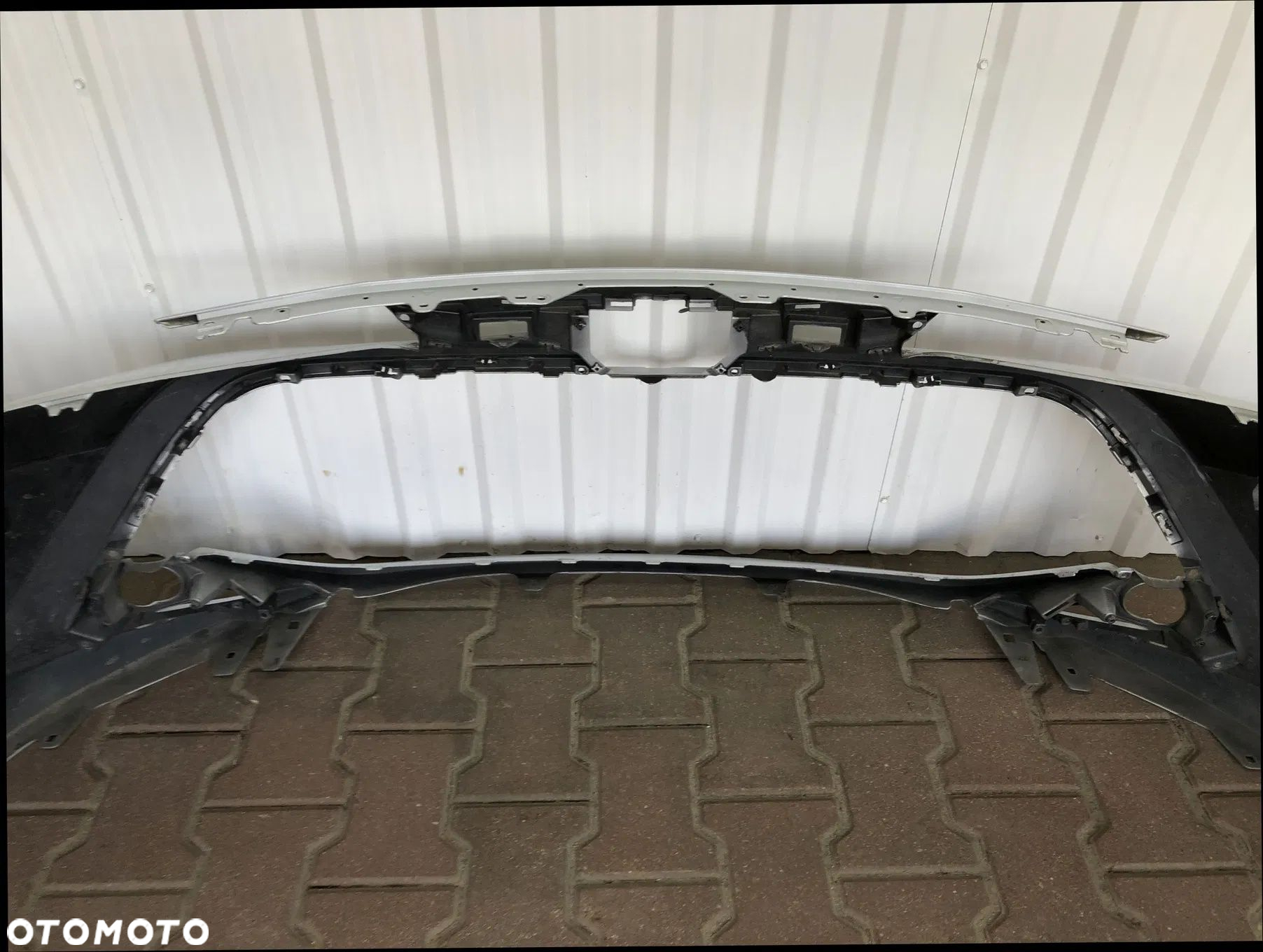 TOYOTA COROLLA E21 19- HB KOmbi zderzak przód przedni 6xPDC - 10