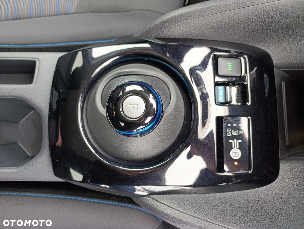 Nissan Leaf 40kWh N-Connecta - 16