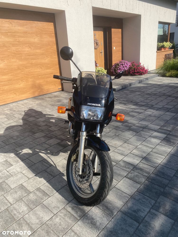 Honda CB - 2