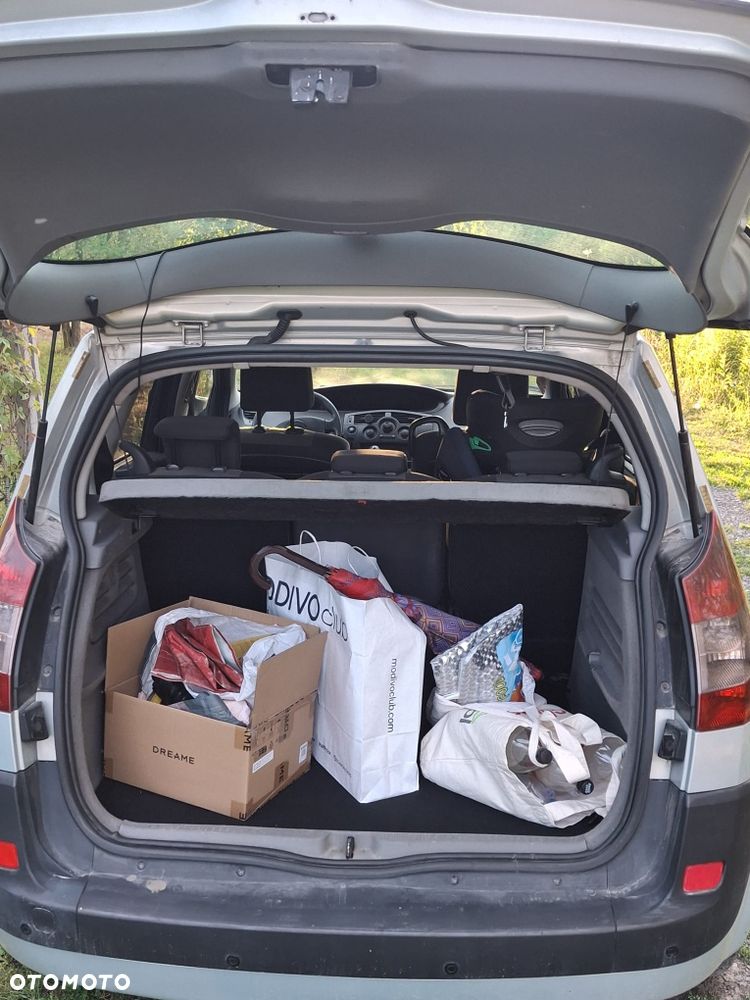 Renault Scenic - 7