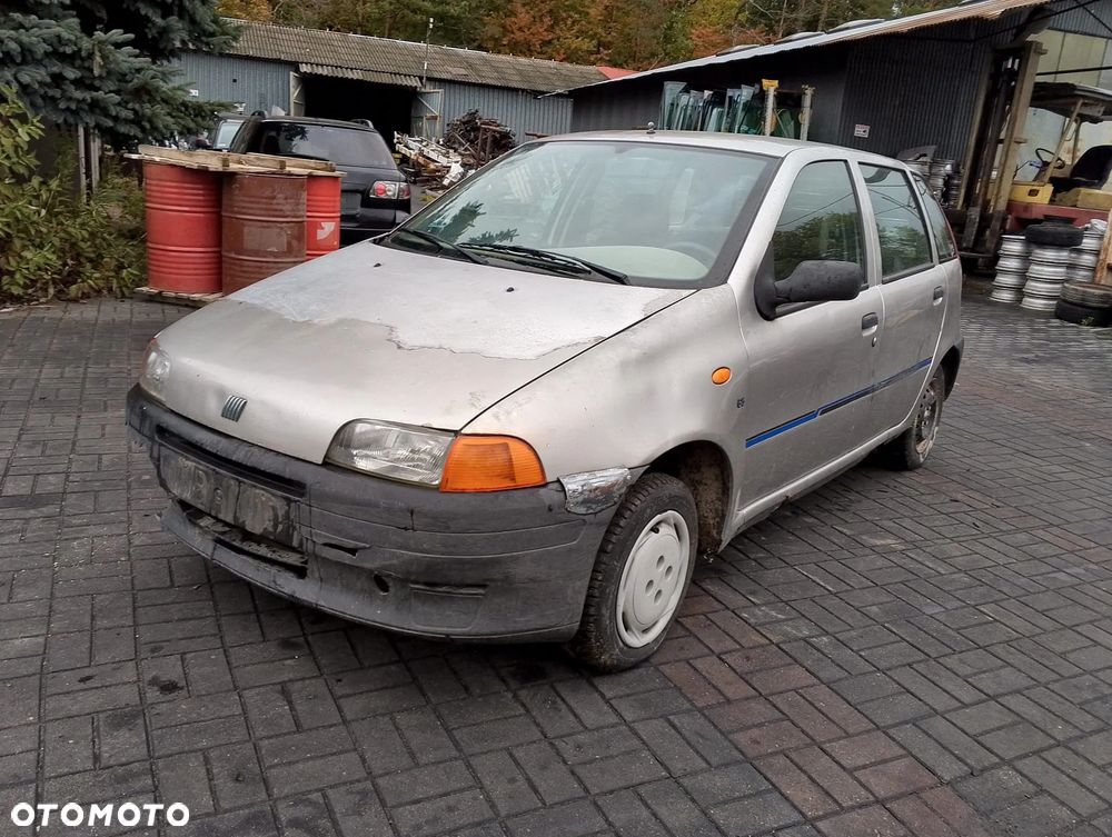 Fiat Punto 176 (93-97r.) 1.1B 54KM. Silnik 176 A6.000 / 176 B2.000 Skrzynia  C.514.5.10 / C.514.6.10 lakier 647 - Grigio Steel.Cały na części. GWARANCJA !!! - 1
