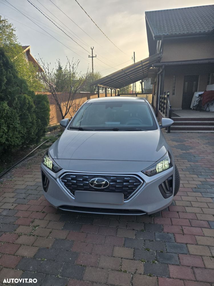 Hyundai IONIQ - 2
